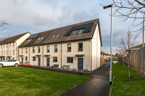 15 Barnyard Park Rigg, Edinburgh EH12