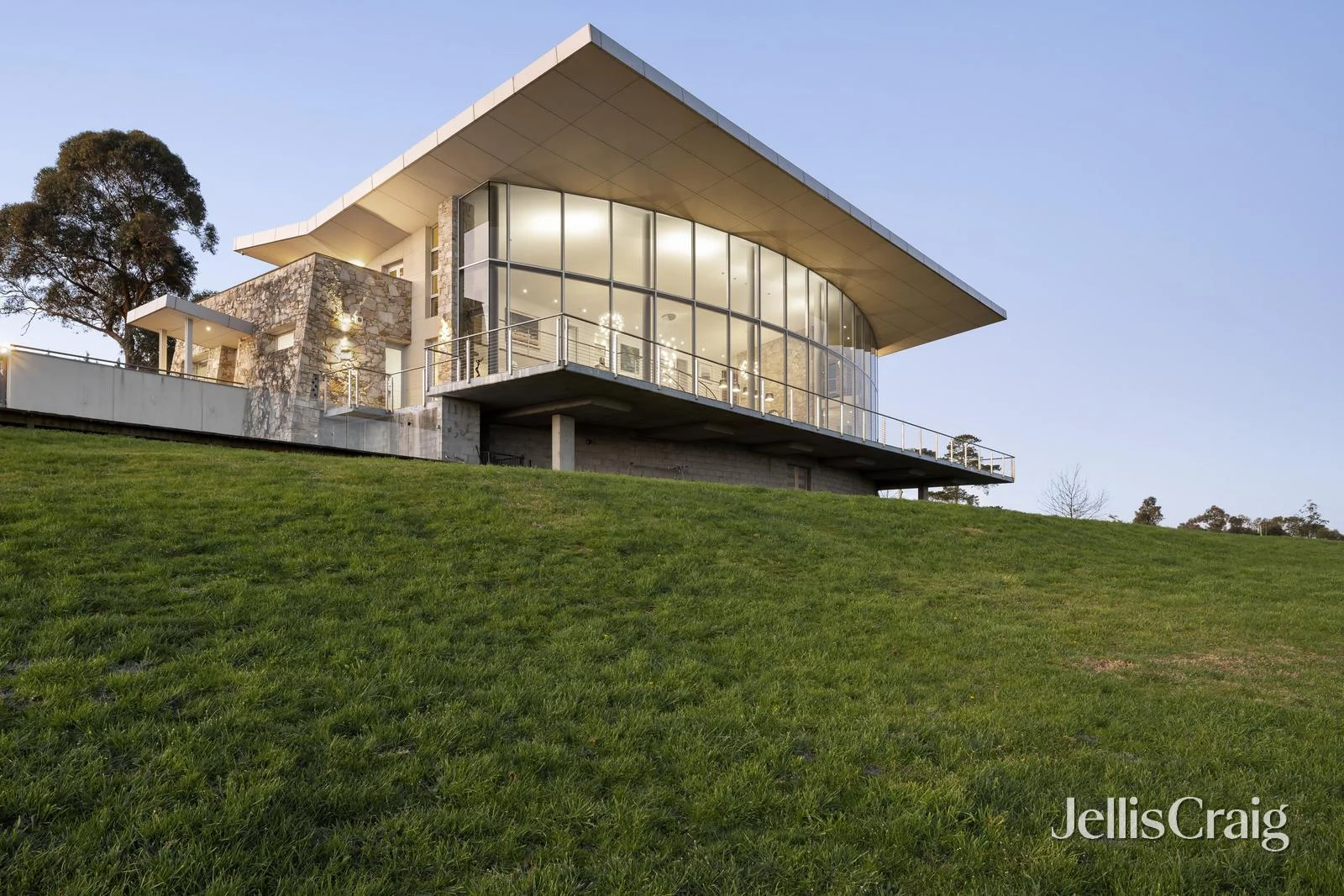 Additional image 25 of 670 Beenak Road, Seville VIC 3139