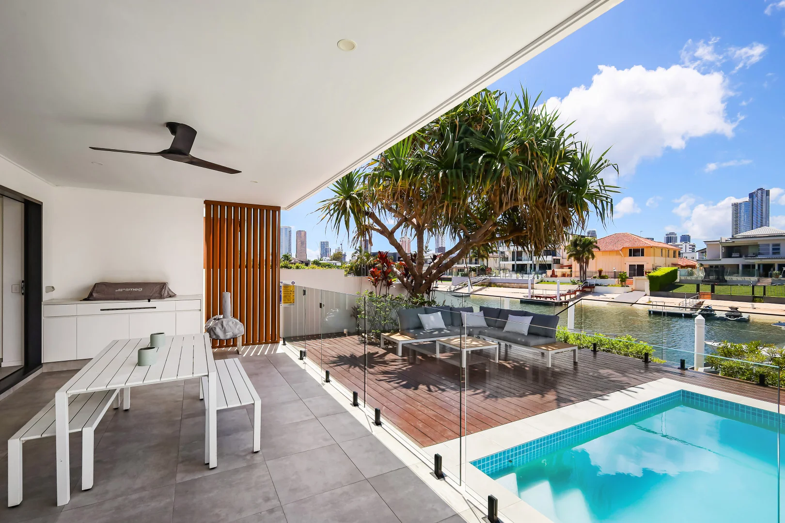 Additional image 18 of 2/11 Beverley Crescent, Broadbeach Waters QLD 4218