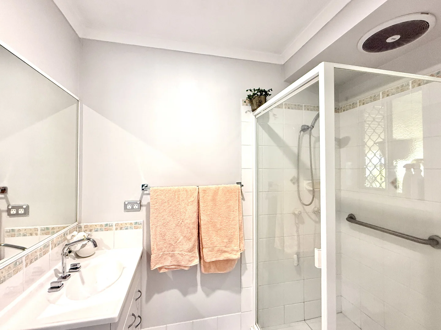 Additional image 13 of 2 Merrilyn Court, Urangan QLD 4655