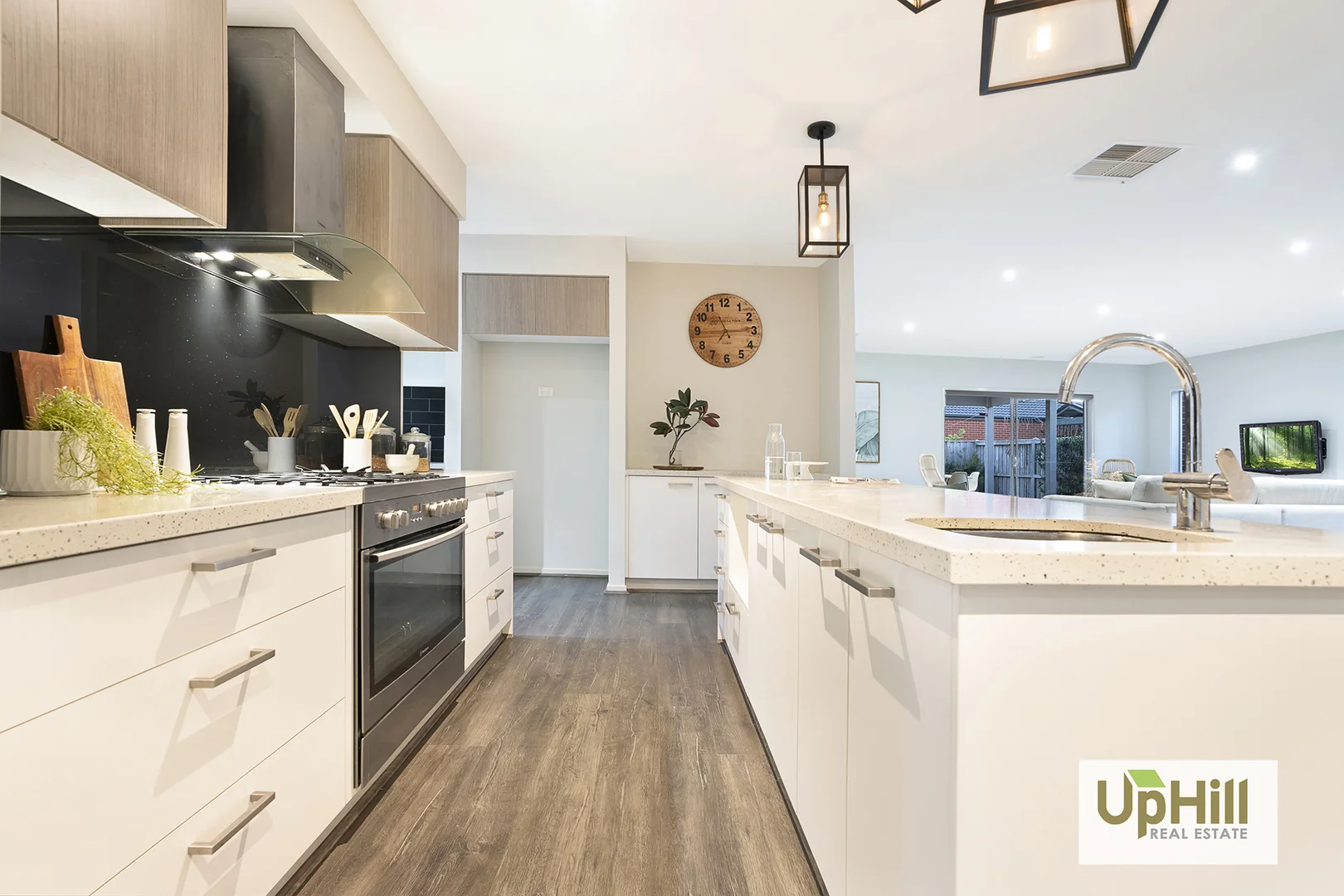 Additional image 12 of 10 Grande Belmond Avenue, Clyde VIC 3978