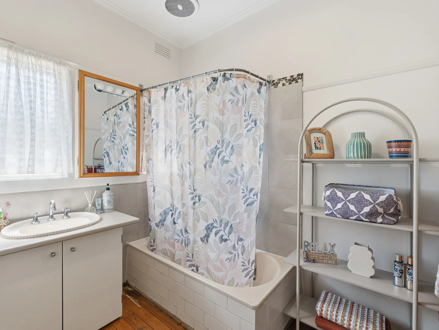 Additional image 11 of 1 Swanlea Avenue, Benalla VIC 3672