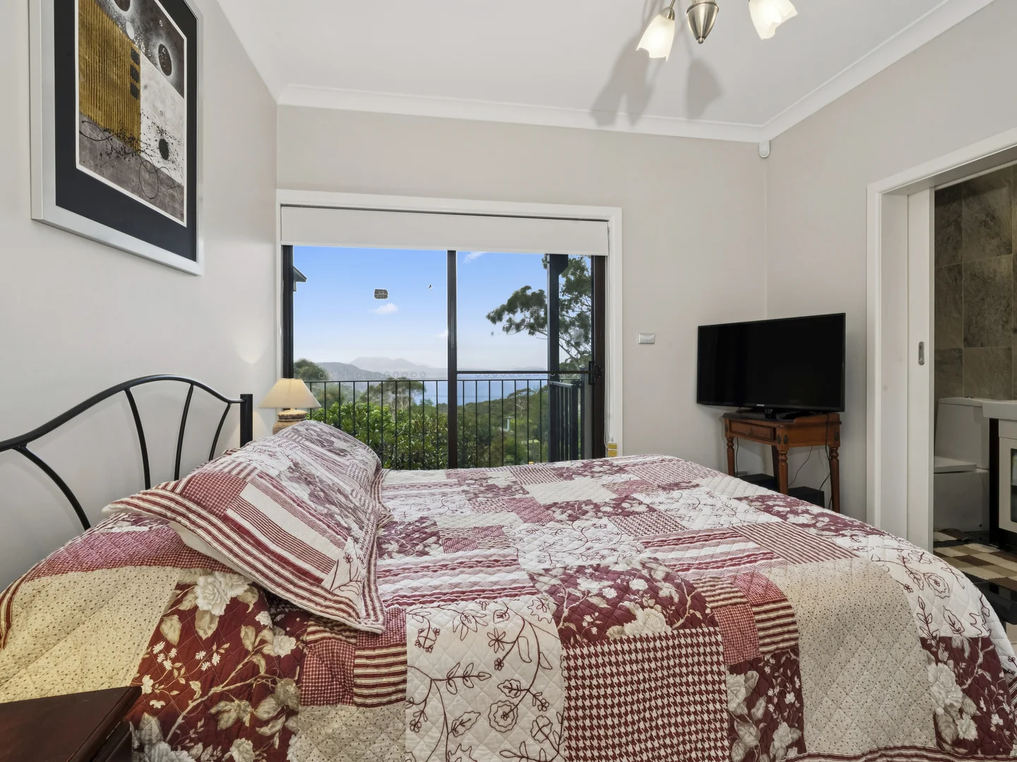 Additional image 17 of 38-40 Days Cres, Blackheath NSW 2785