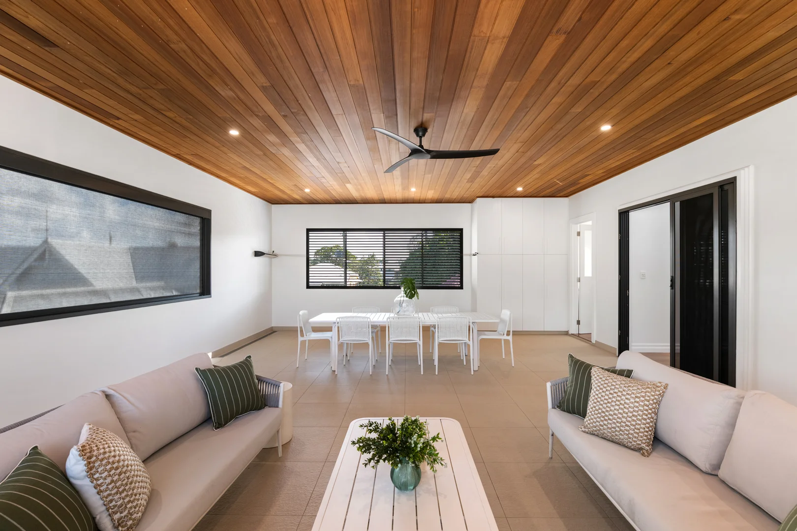 Additional image 23 of 48 Flinders Parade, Sandgate QLD 4017