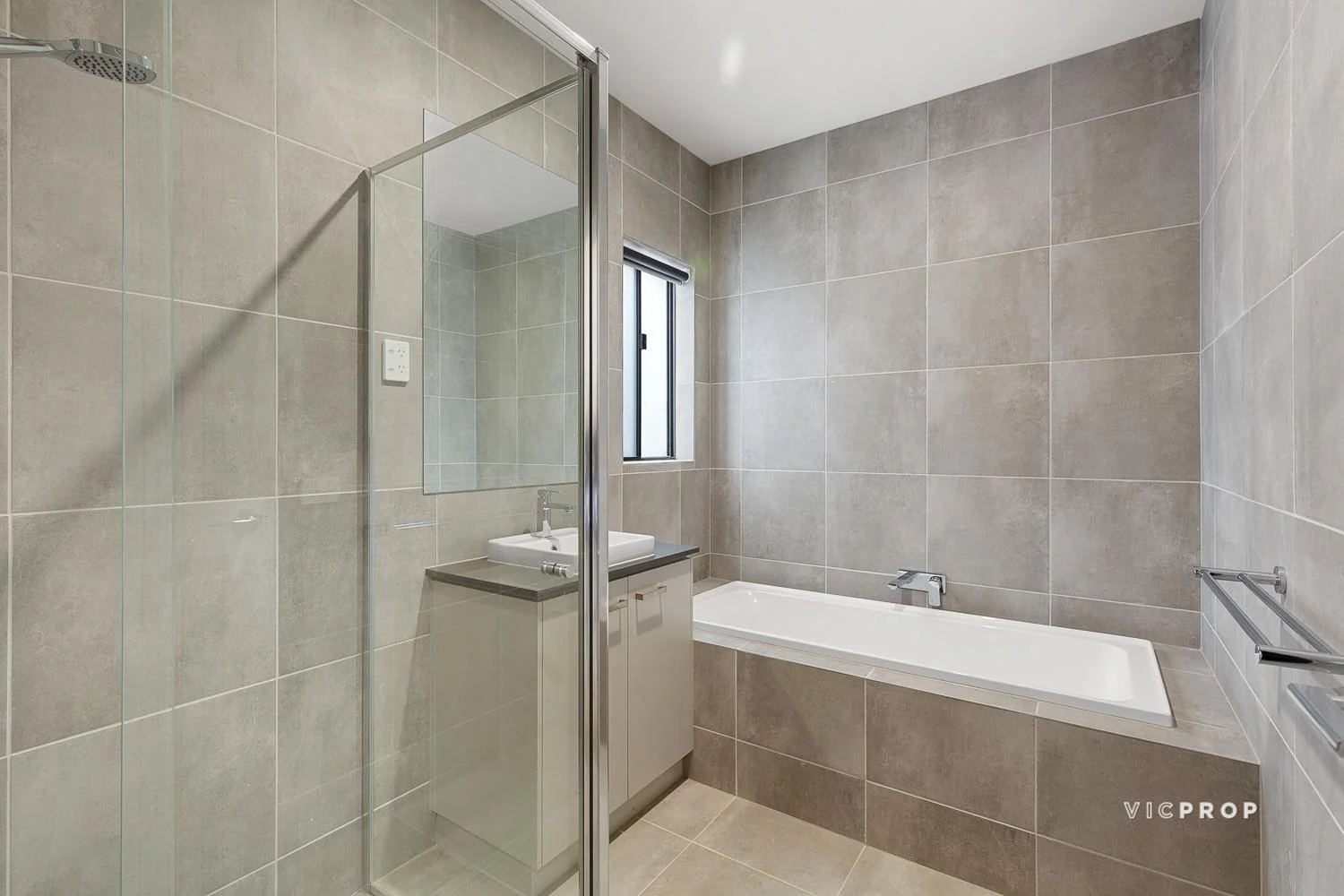 Additional image 3 of 76 Jarlath Drive, Mambourin VIC 3024