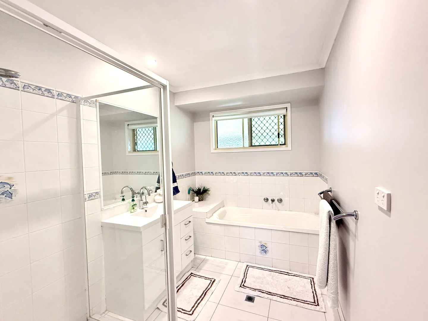 Additional image 17 of 2 Merrilyn Court, Urangan QLD 4655