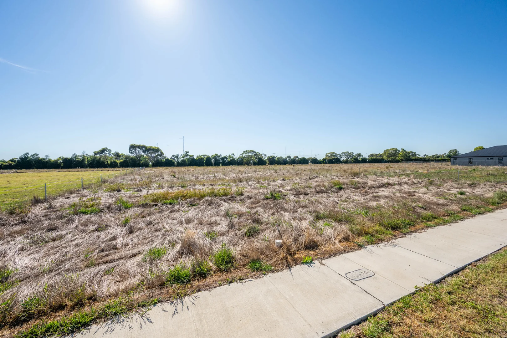 Additional image 2 of 28 Innishill Circuit, Shepparton North VIC 3631