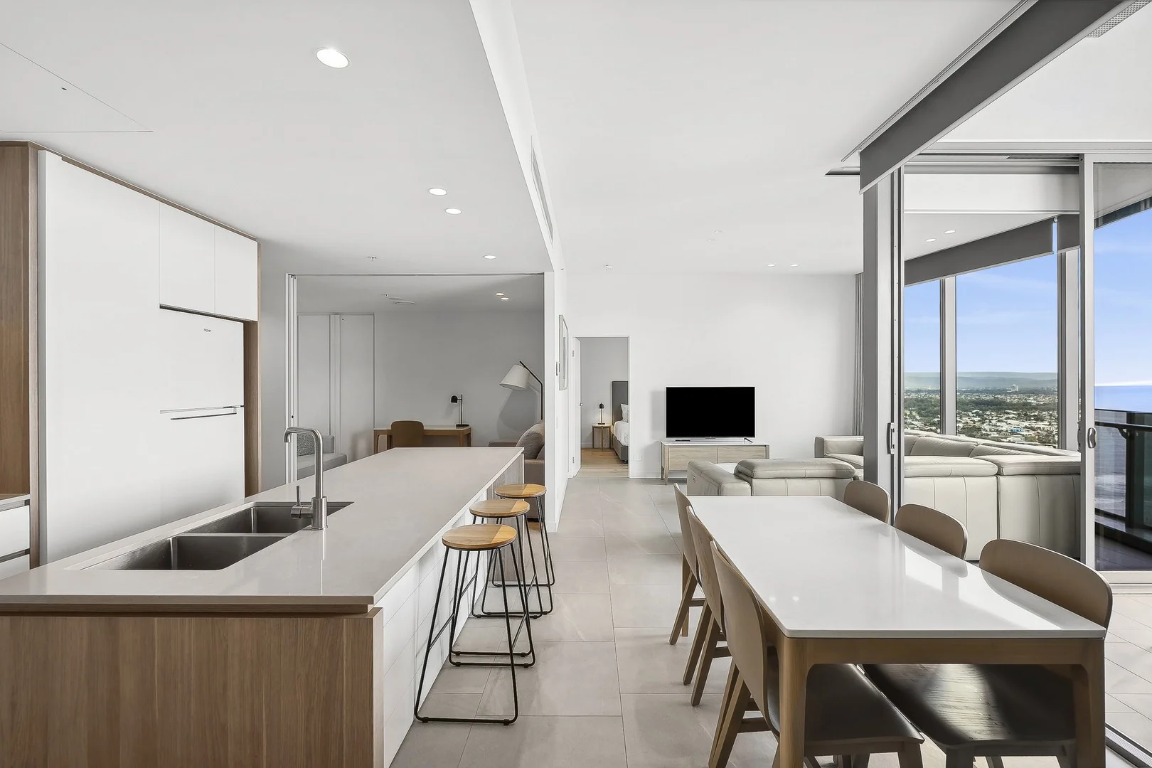 Additional image 3 of 3308/12 Philip Avenue, Broadbeach QLD 4218