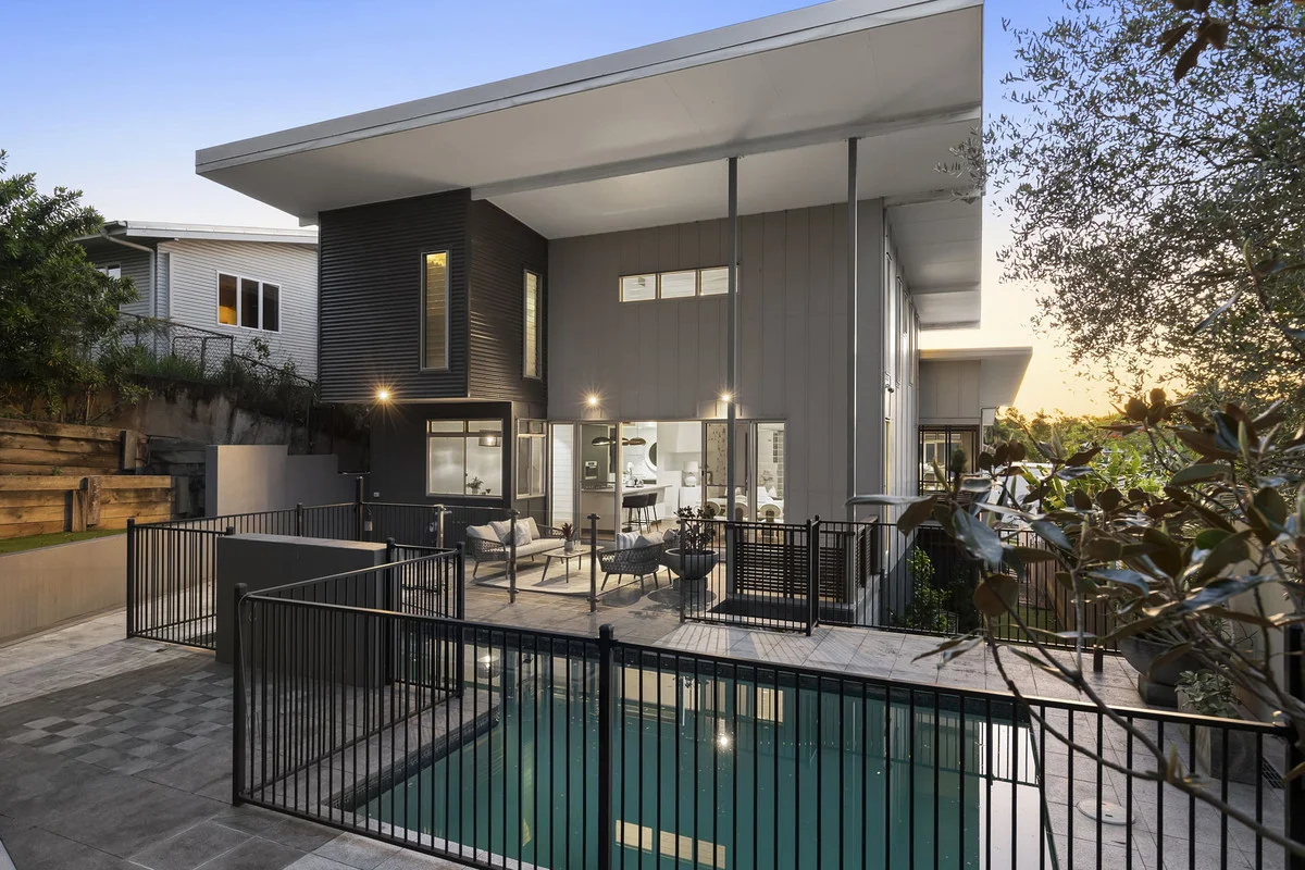 5 Yvonne Street, Yeronga QLD 4104