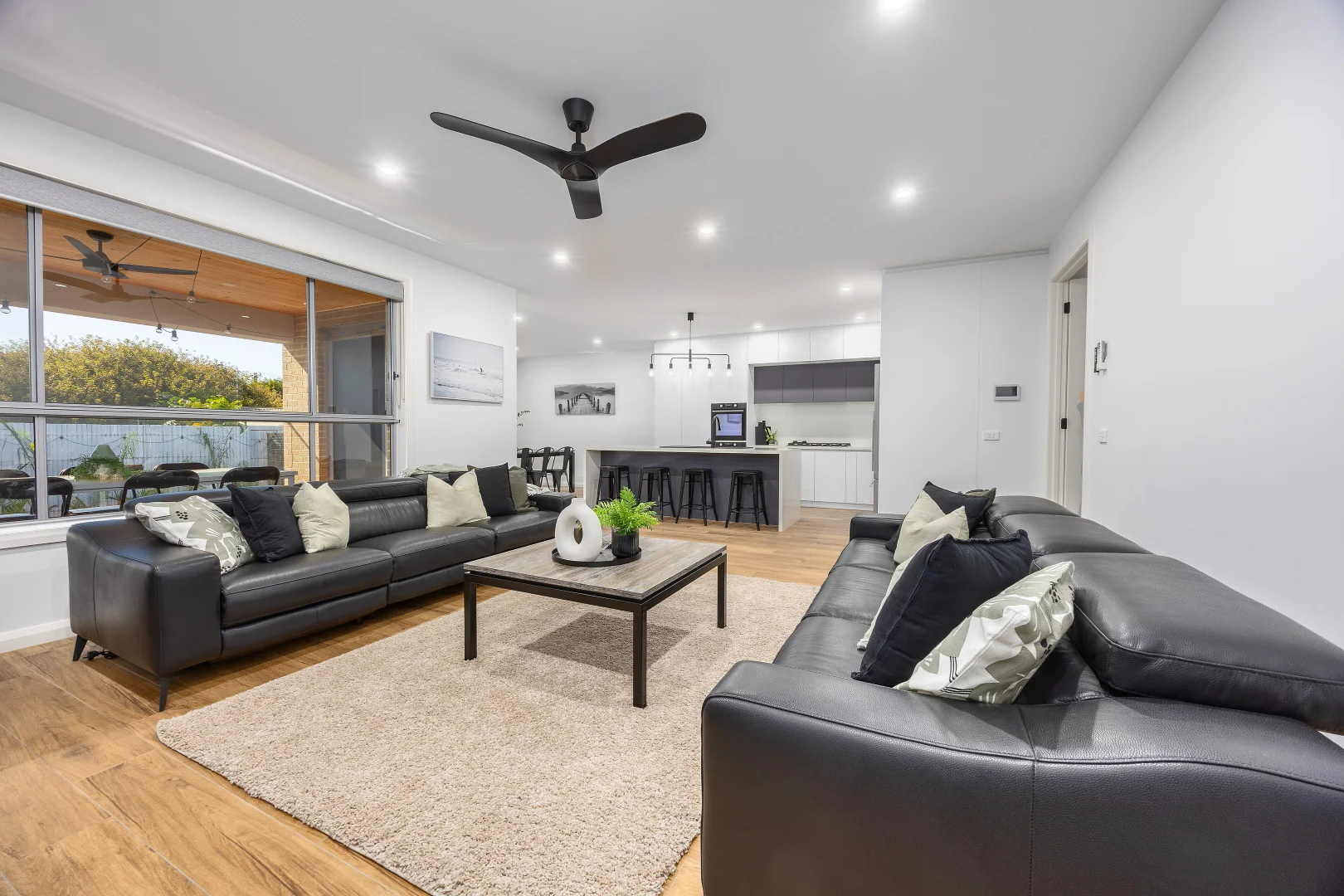 Additional image 5 of 115 Seventh Avenue, Rosebud VIC 3939