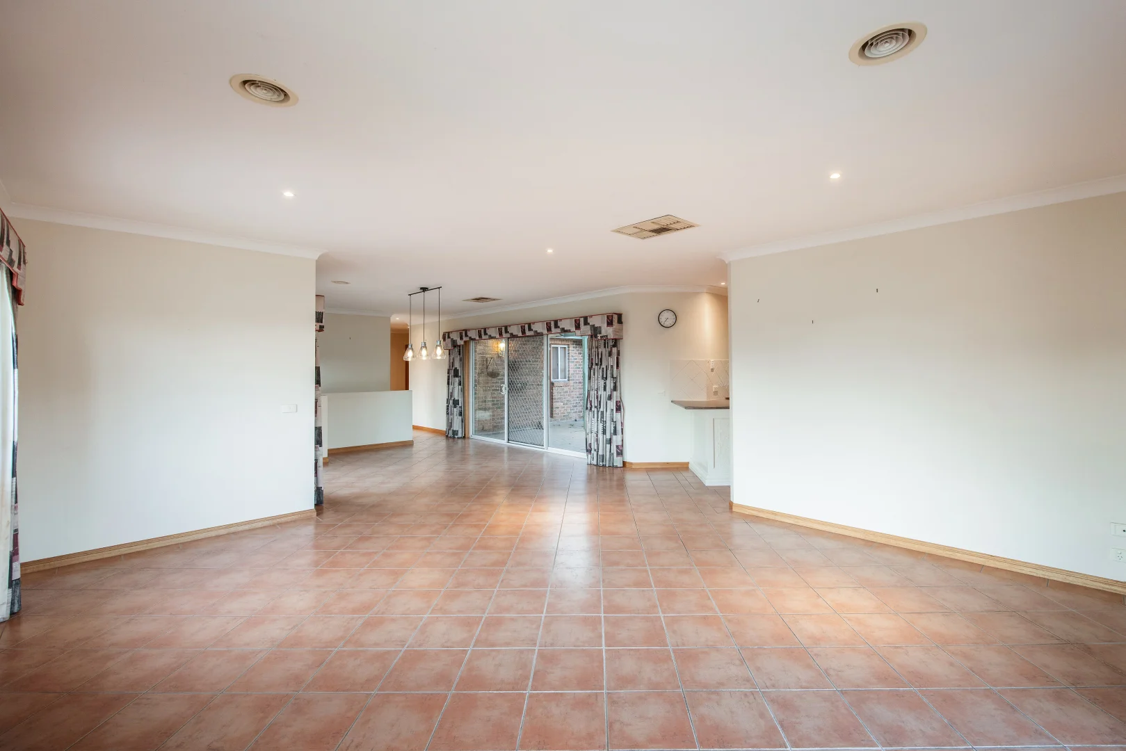 Additional image 8 of 16 Florence Crescent, West Albury NSW 2640