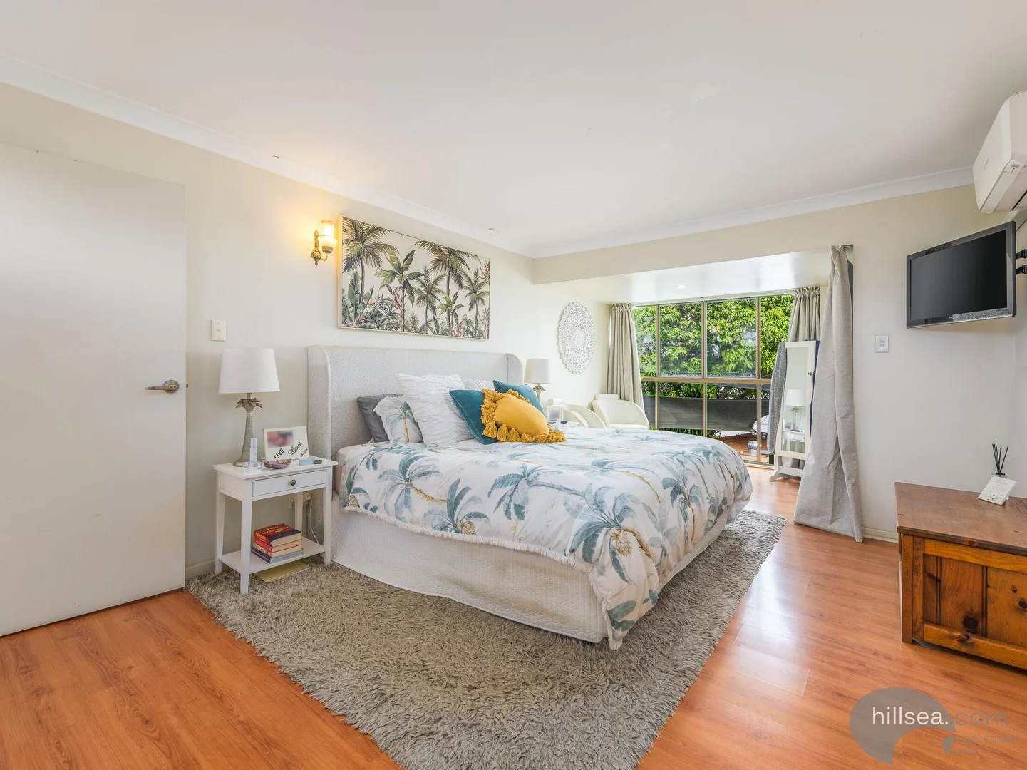 Additional image 12 of 8 Namatjira Street, Paradise Point QLD 4216