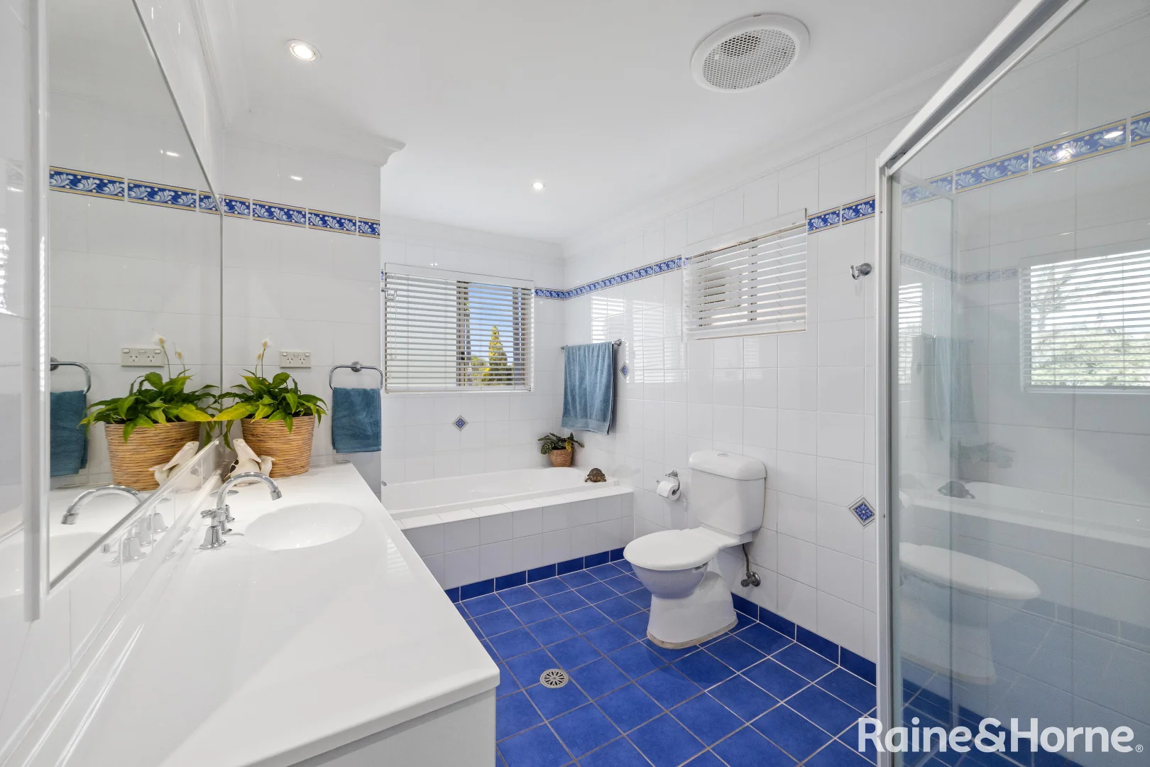 Additional image 22 of 27 Seaview Street, Mollymook NSW 2539