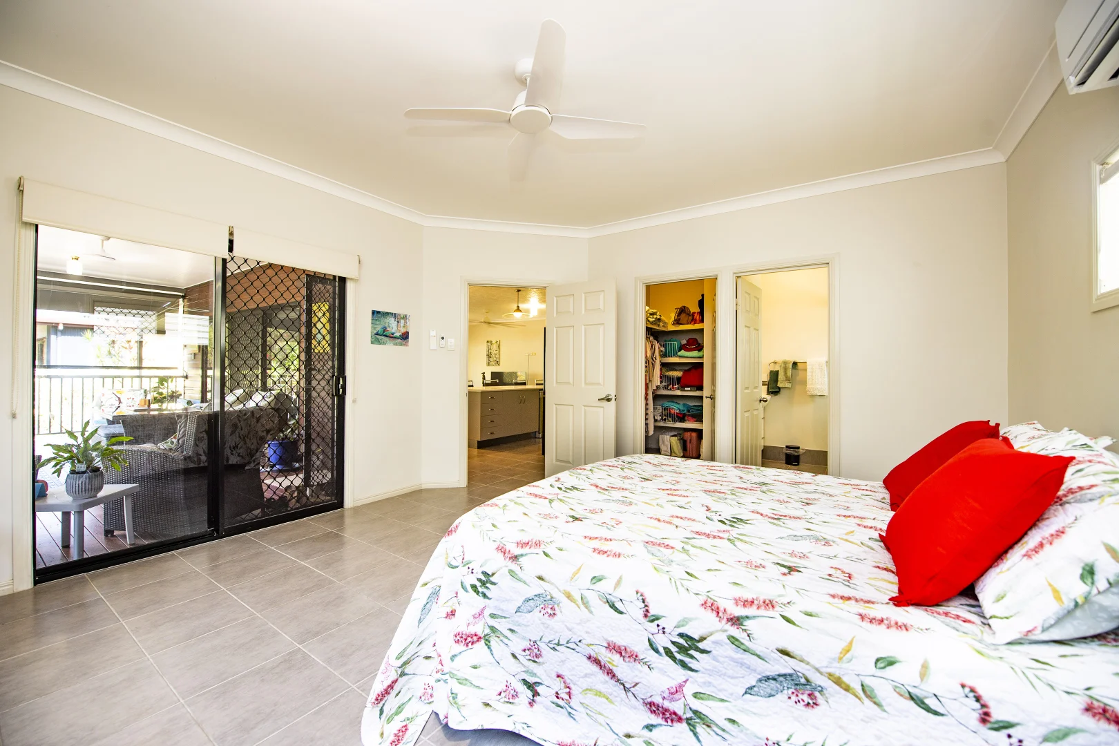 Additional image 11 of 100 Gifford Street, Horseshoe Bay QLD 4819