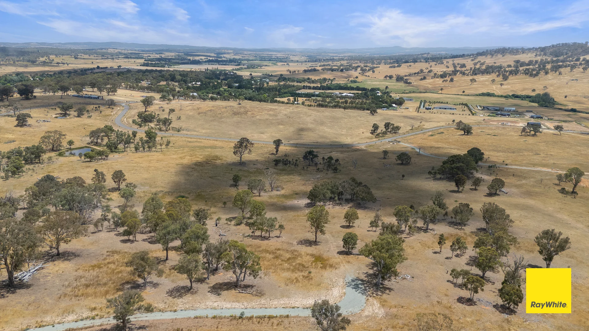 Additional image 10 of 132 Woodbury Drive, Sutton NSW 2620