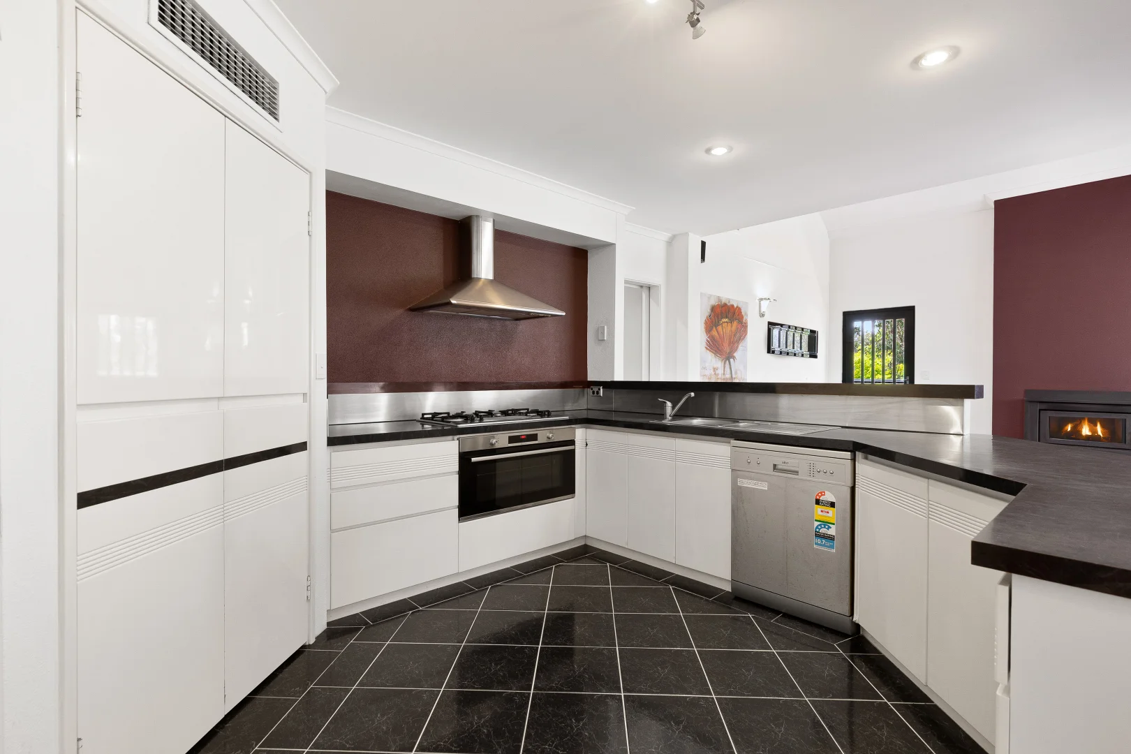 Additional image 8 of 4 Tincombe Grove, Baldivis WA 6171