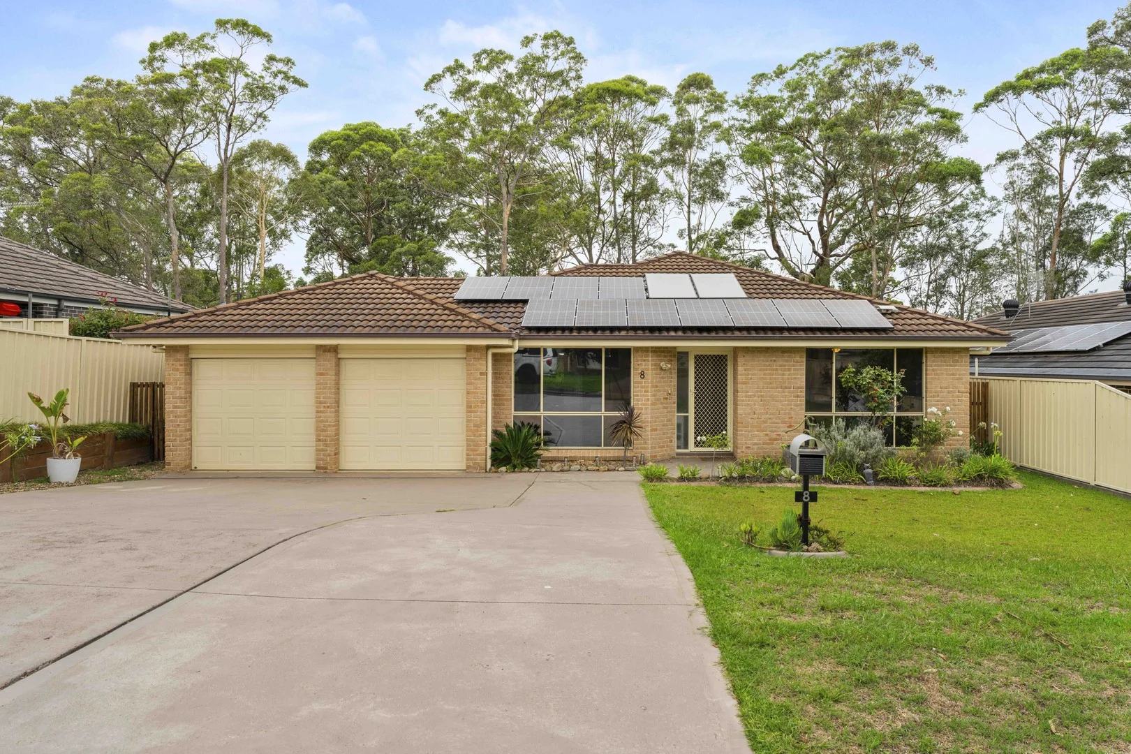 8 Tasman Park Close, St Georges Basin NSW 2540