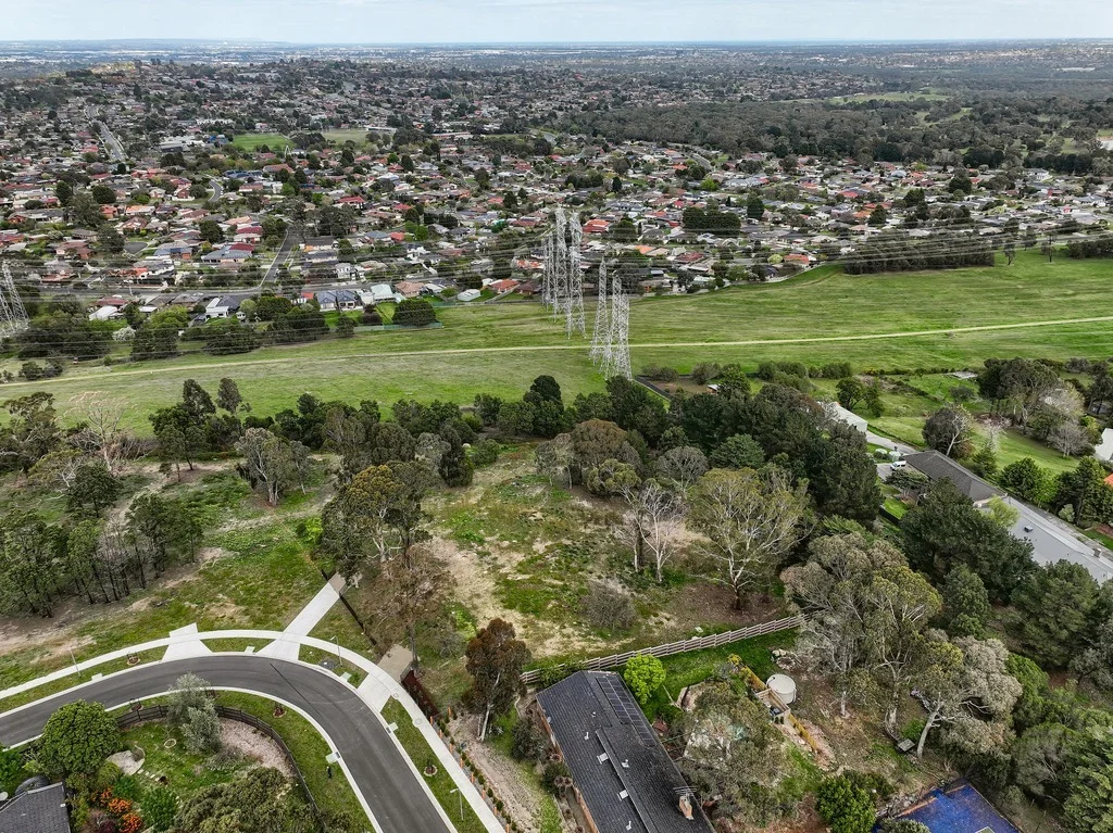Additional image 14 of 10 Mannahaven Close, Endeavour Hills VIC 3802