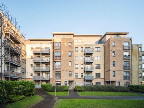 Hawkhill Close, Edinburgh, Midlothian EH7