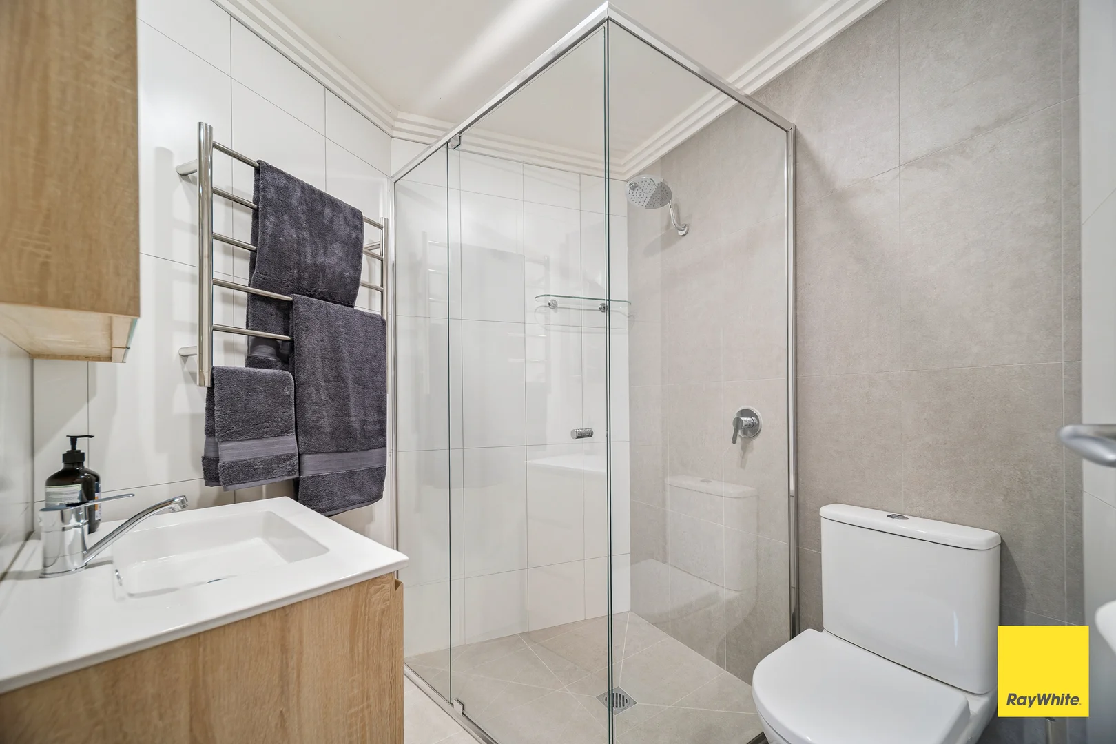 Additional image 12 of 55 Long Court, Ladys Pass VIC 3523