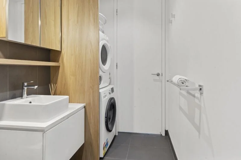 Additional image 11 of 2102/315 La Trobe Street, Melbourne VIC 3000