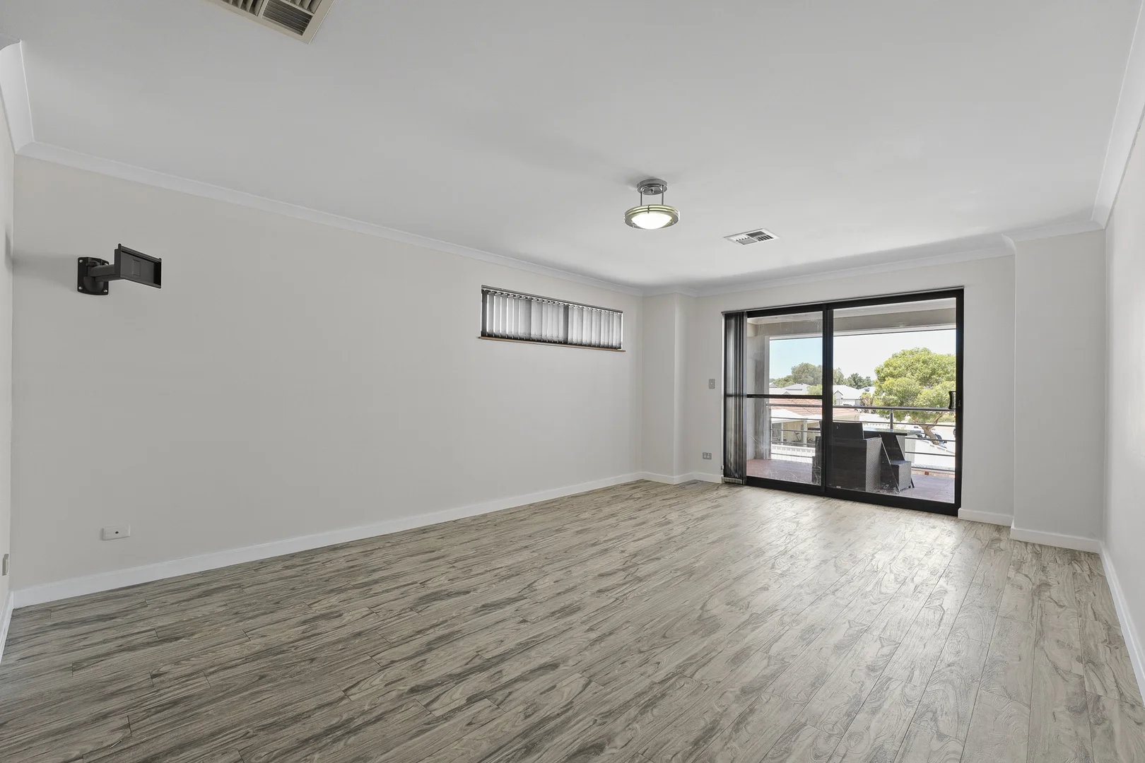 Additional image 17 of 9 Lord Hobart Drive, Madora Bay WA 6210