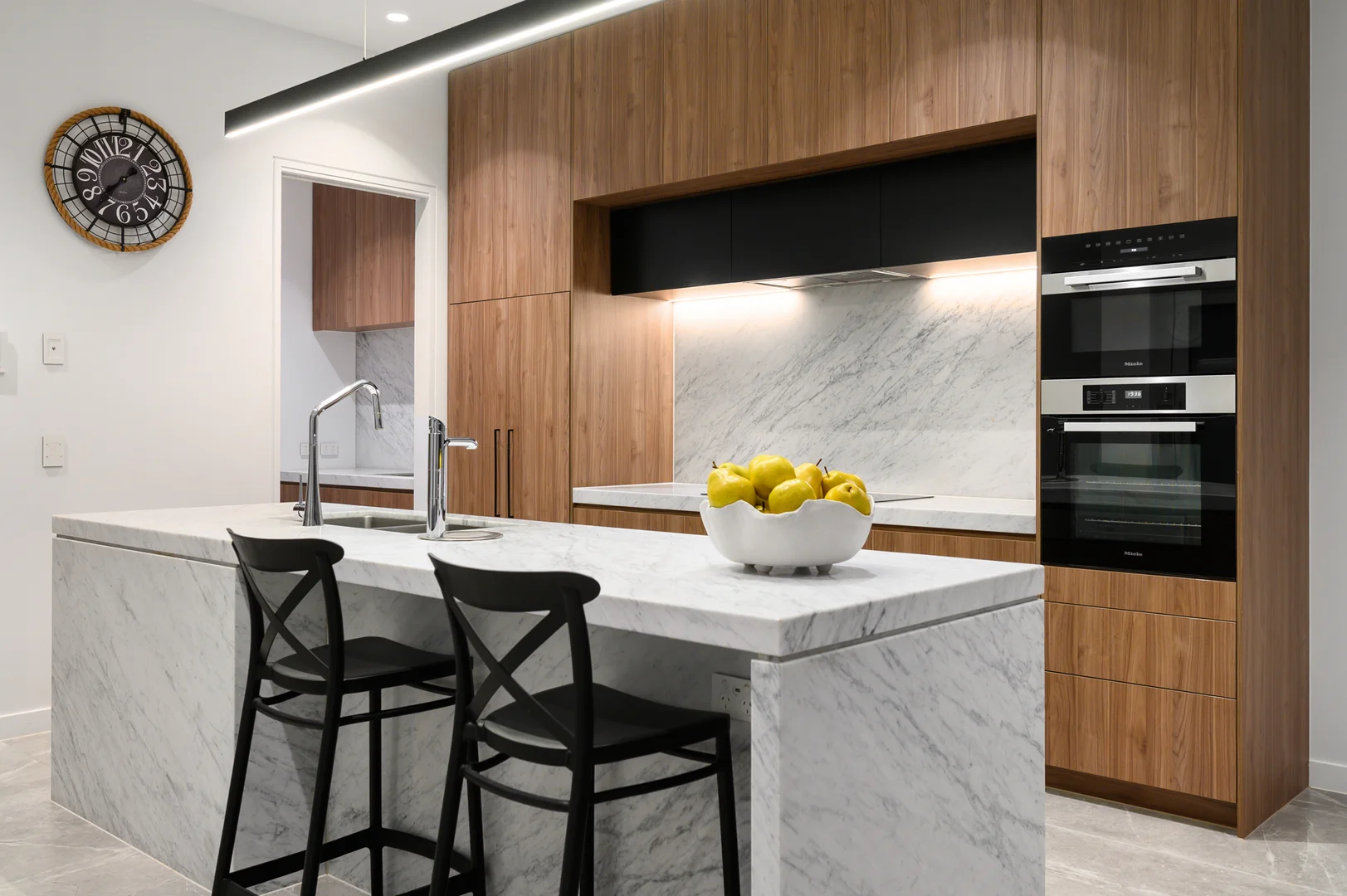 Additional image 8 of 8/2 Marina Promenade, Paradise Point QLD 4216