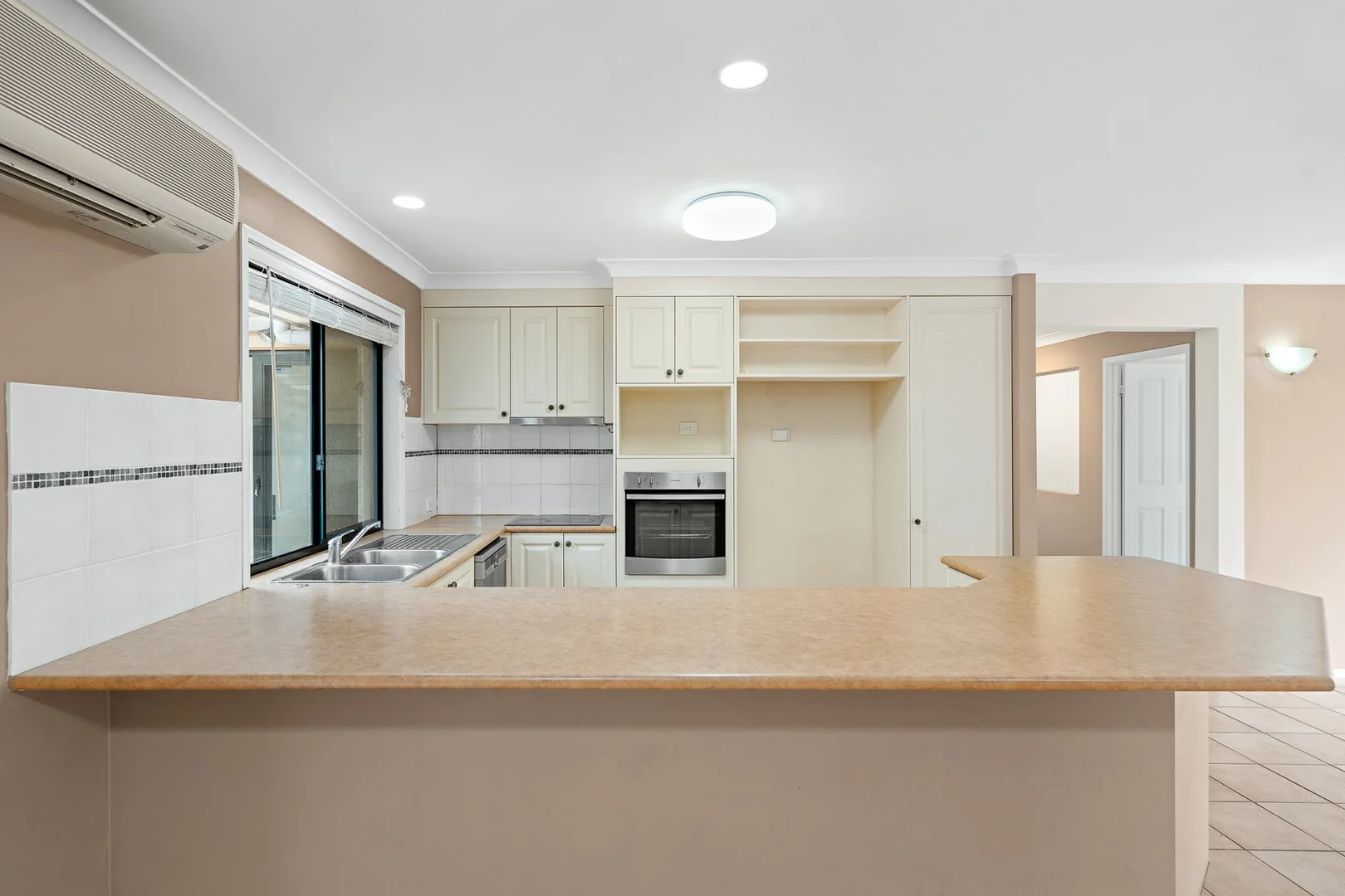 Additional image 7 of 18 Brookland Court, Molendinar QLD 4214