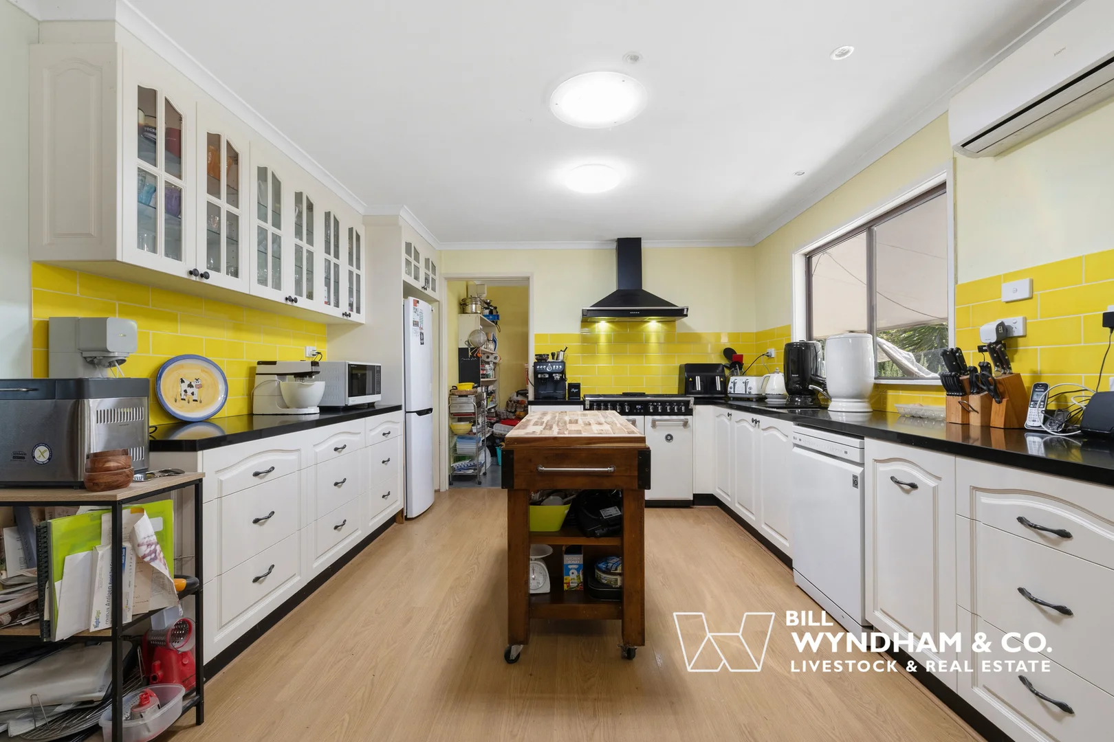 Additional image 2 of 10 Hazeldene Crescent, Nicholson VIC 3882