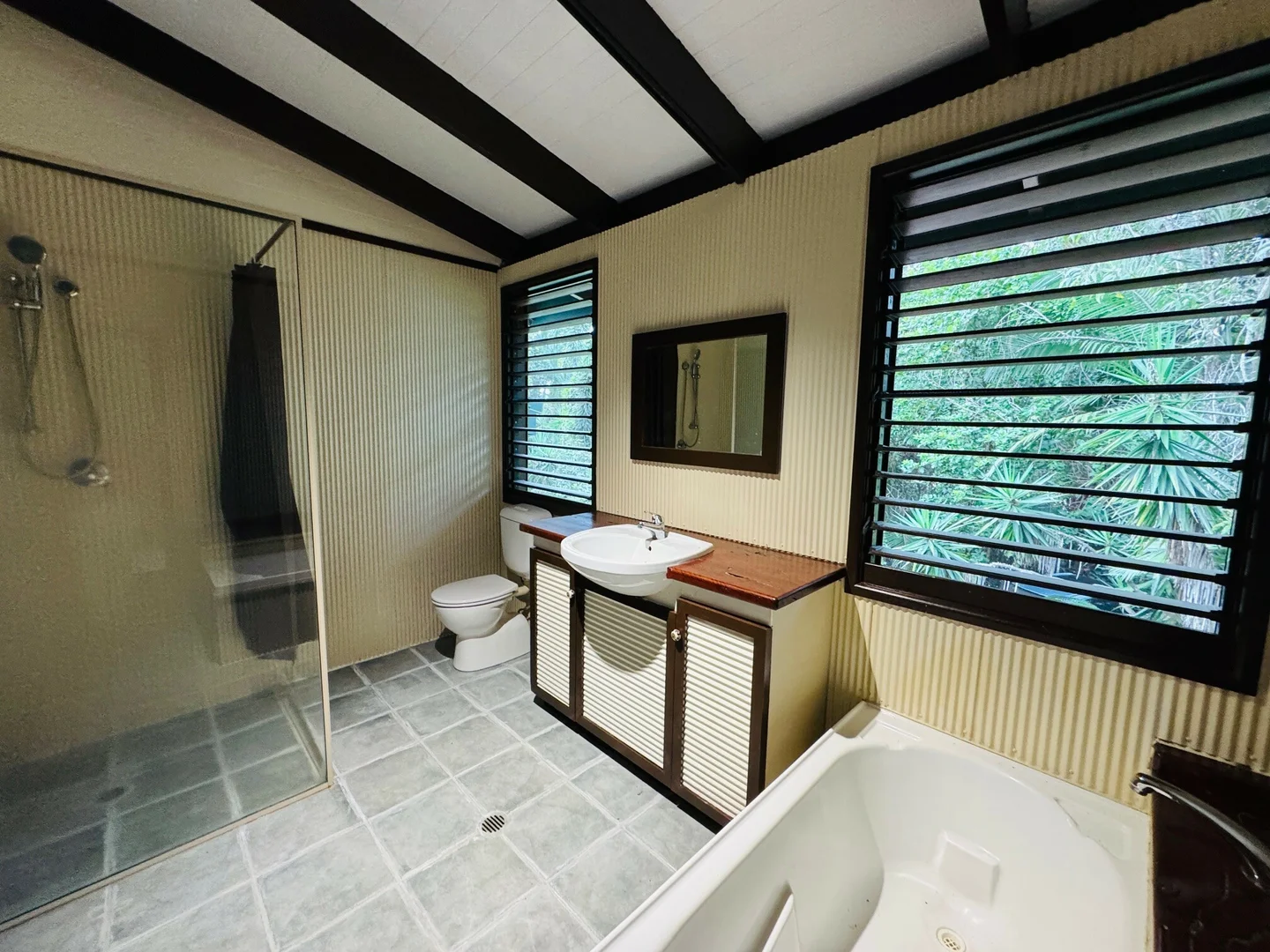 Additional image 18 of 56 Fig Tree Beach Rd, Midgeree Bar QLD 4852