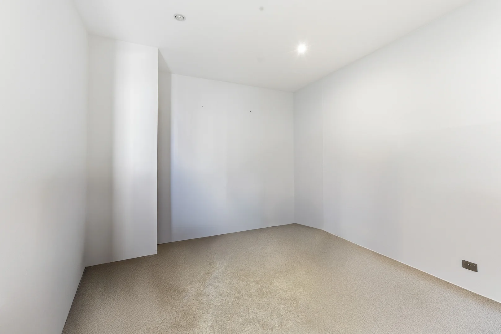 Additional image 12 of 720/19 Imperial Parade, Labrador QLD 4215