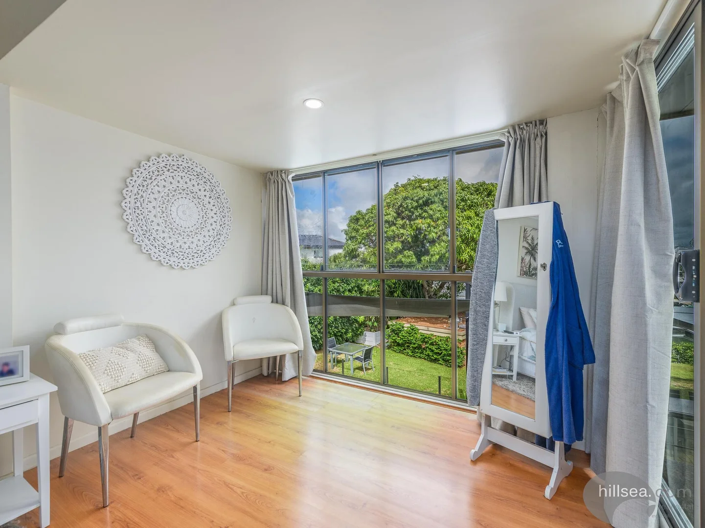 Additional image 14 of 8 Namatjira Street, Paradise Point QLD 4216