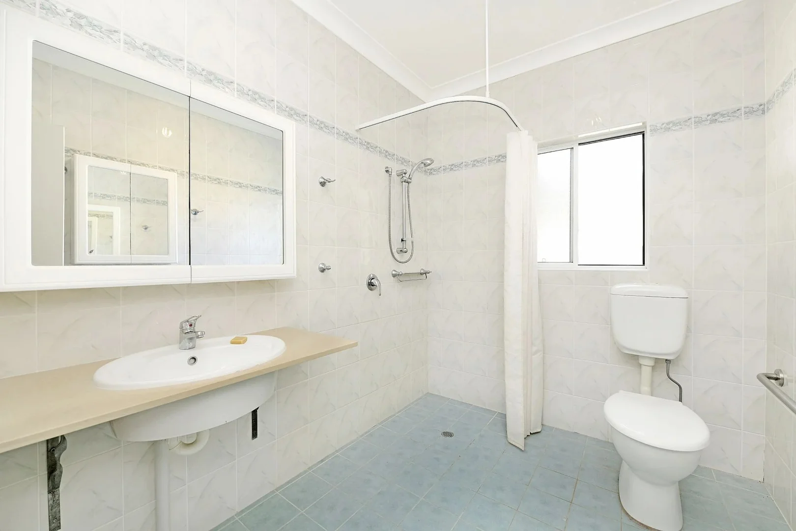 Additional image 8 of 743 Kingsway, Gymea NSW 2227