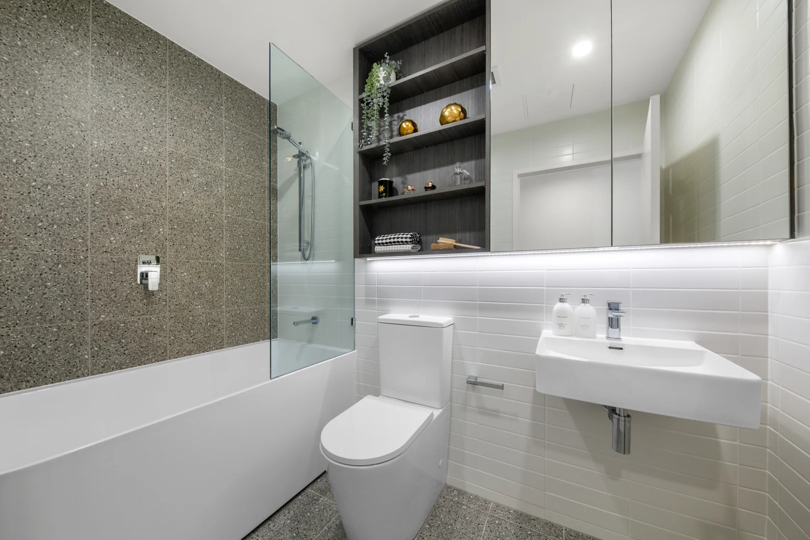 Additional image 5 of 402/20 Northumberland Road, Auburn NSW 2144