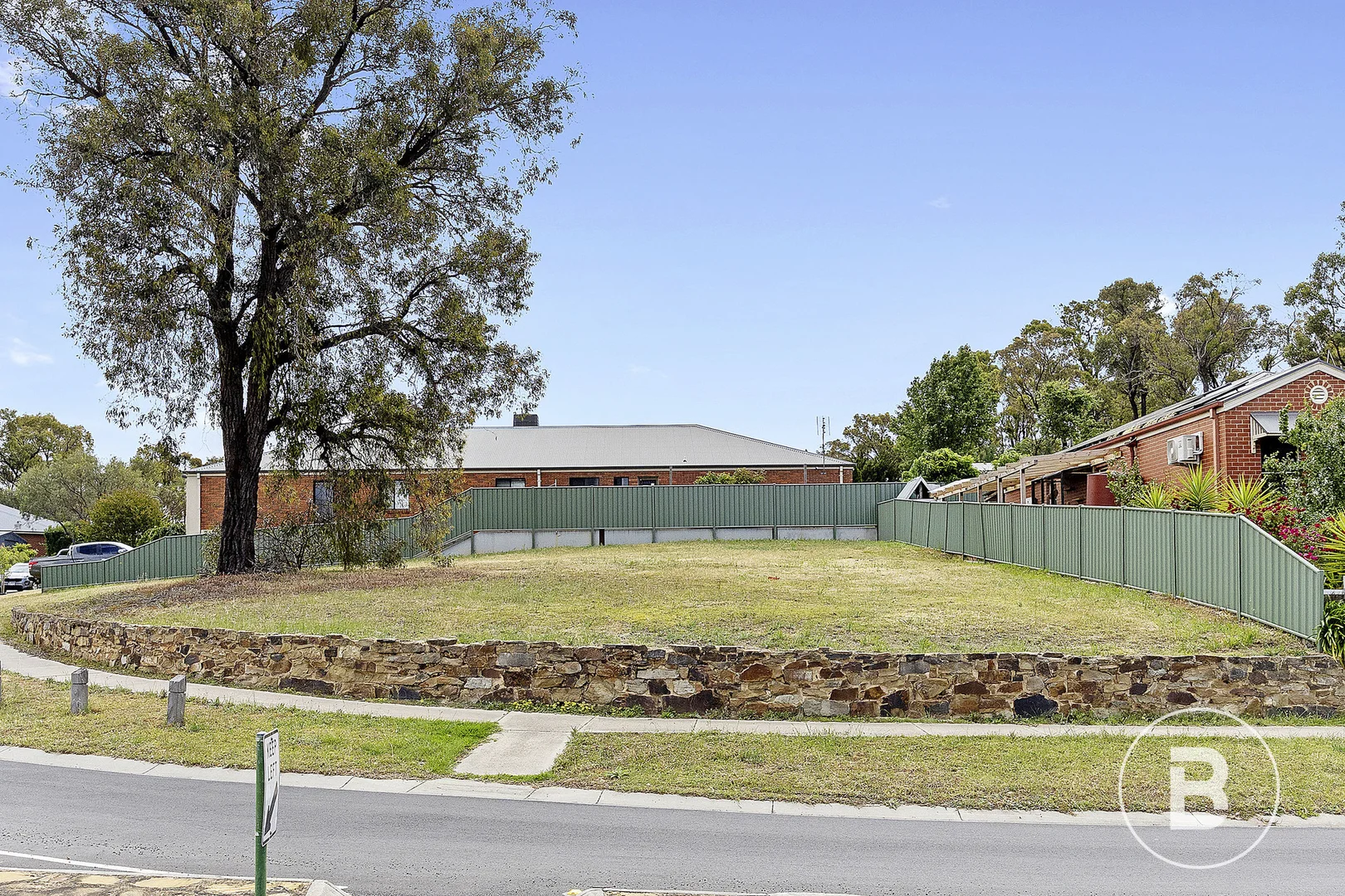 Additional image 2 of 118 Queen Street, Kangaroo Flat VIC 3555