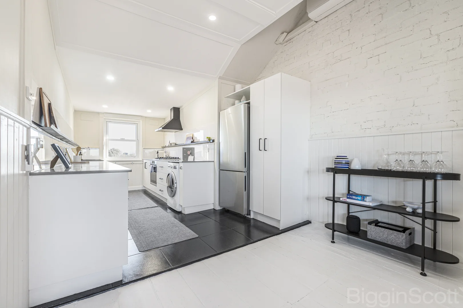 Additional image 8 of 6/24 Robe Street, St Kilda VIC 3182