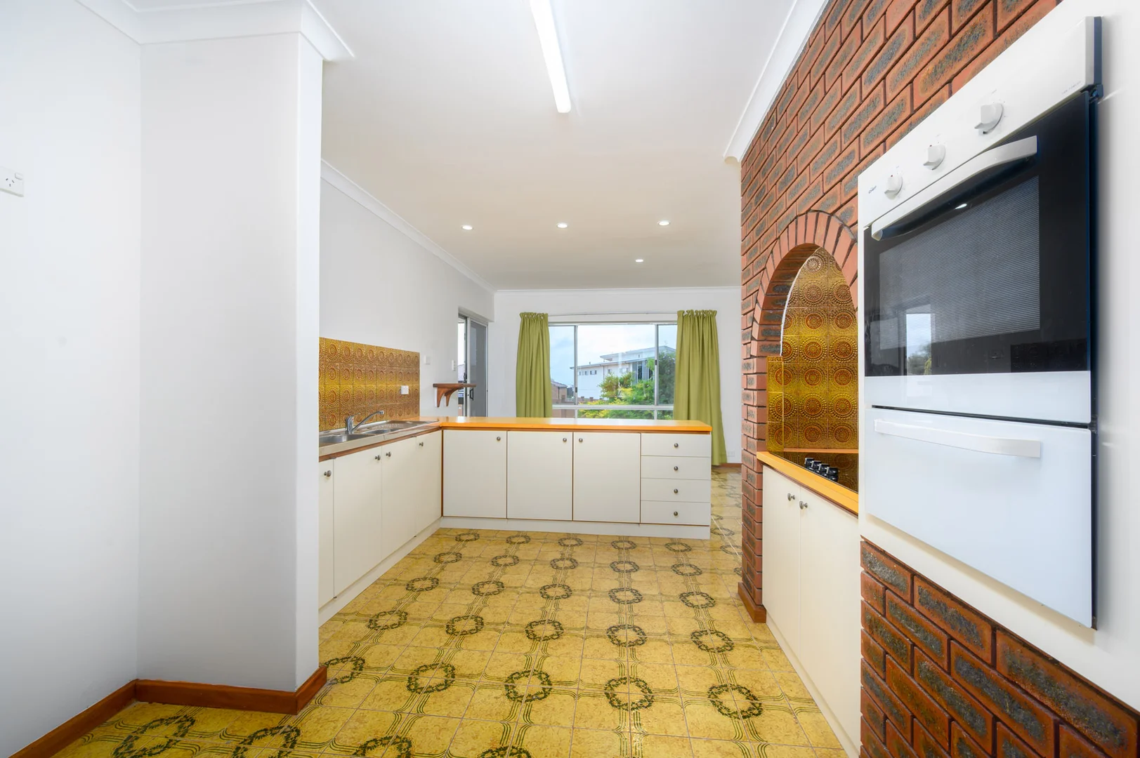 Additional image 7 of 2 Scenic Drive, Falcon WA 6210