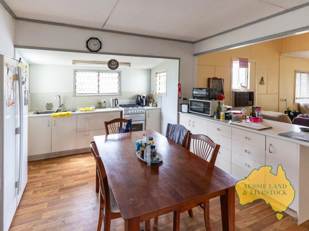 Additional image 2 of 32 STRATHDEE STREET, Mundubbera QLD 4626