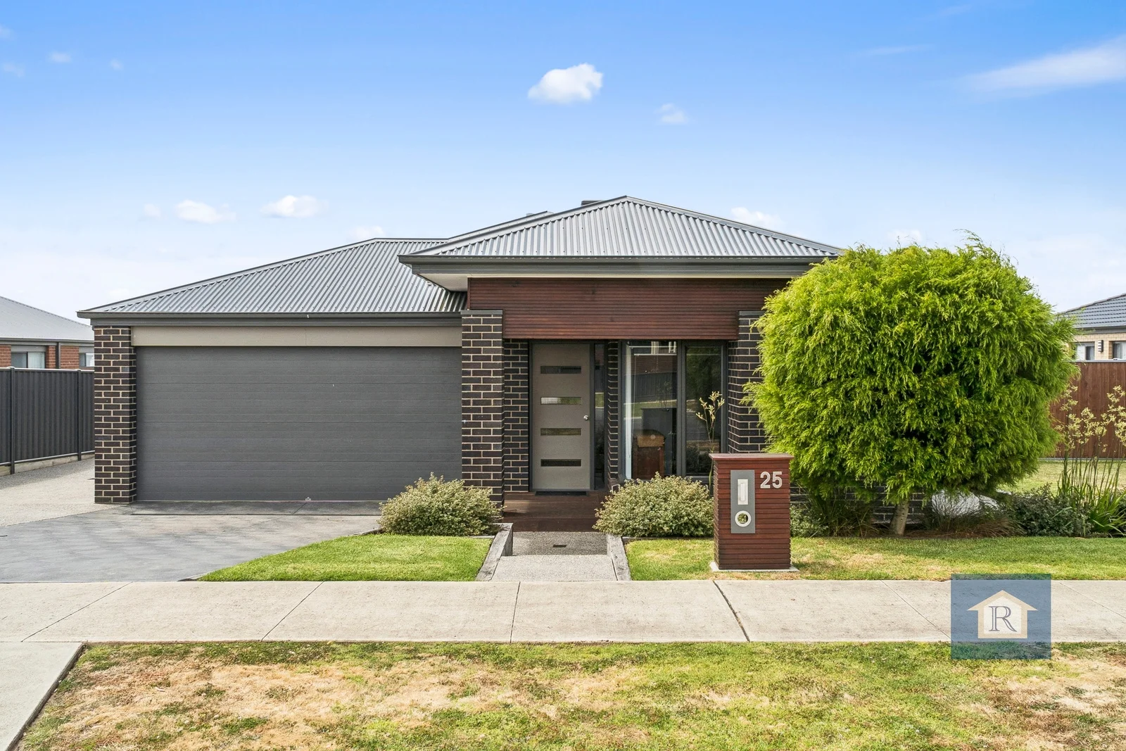 25 Wyuna Drive, Elliminyt VIC 3250