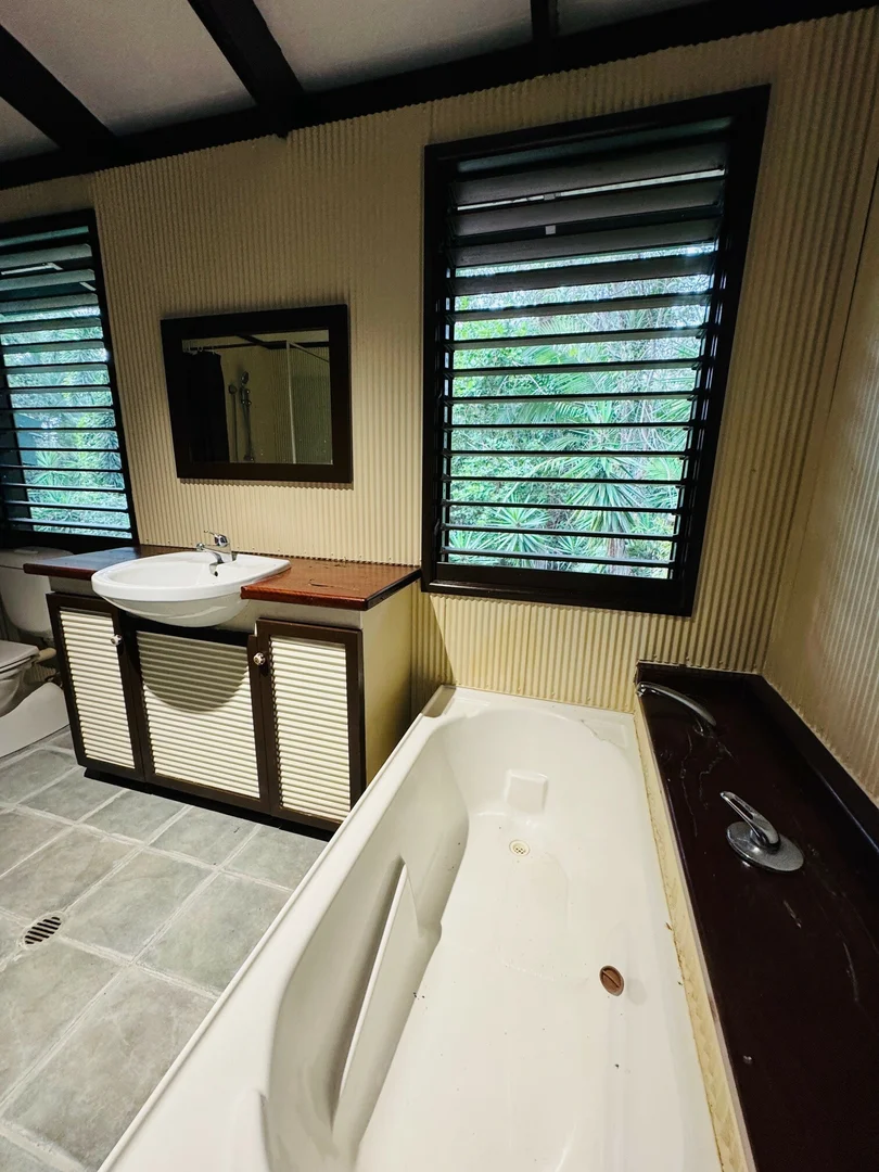 Additional image 19 of 56 Fig Tree Beach Rd, Midgeree Bar QLD 4852