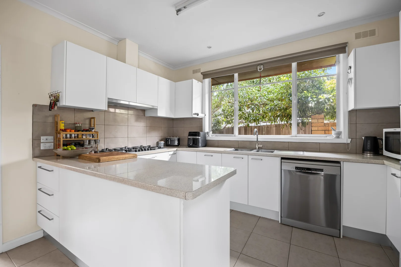 Additional image 8 of 692 Pascoe Vale Road, Oak Park VIC 3046