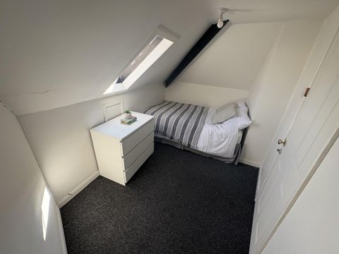 Robertson Road, Bristol, Gb BS5, Room to rent