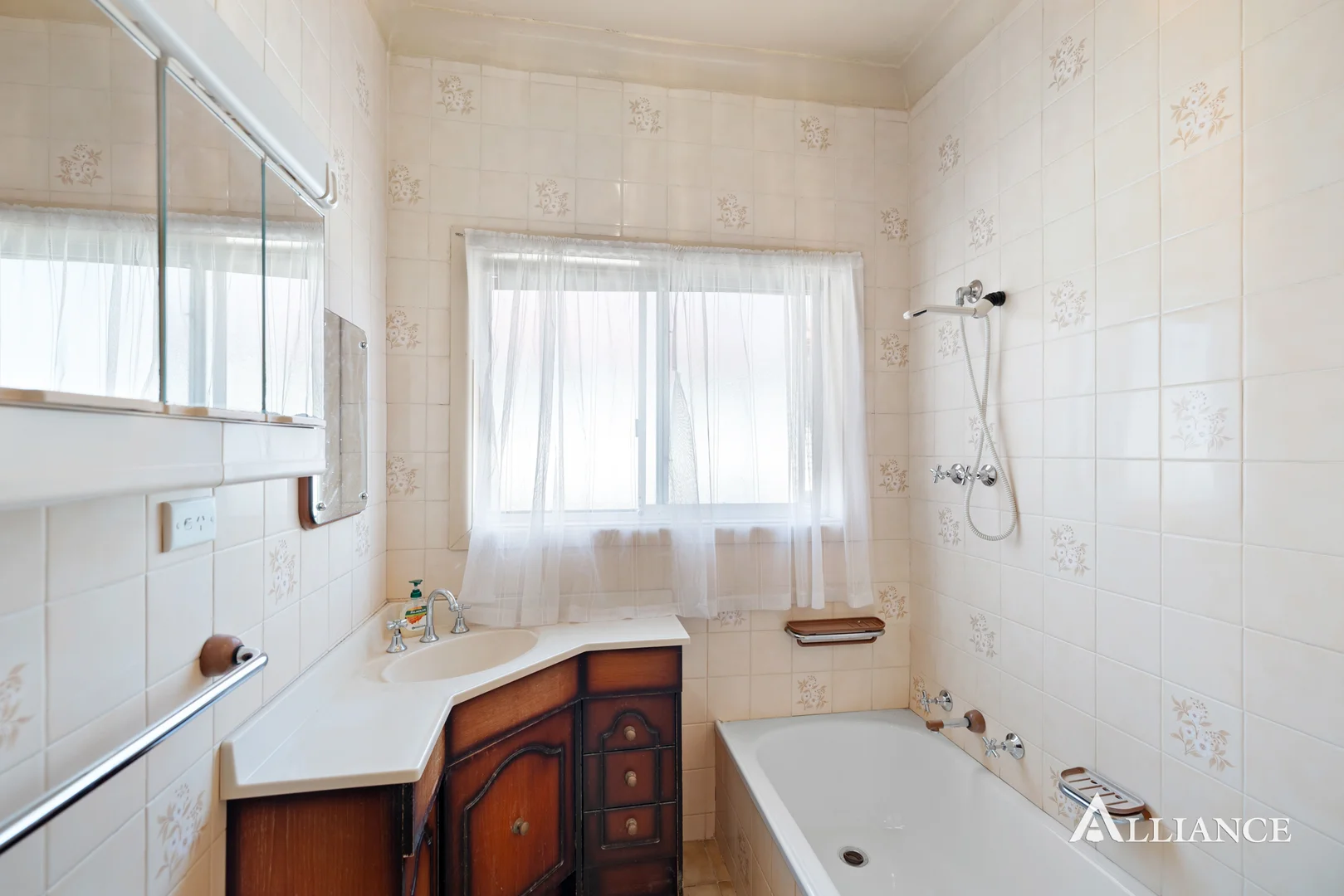 Additional image 6 of 33 Singleton Avenue, East Hills NSW 2213