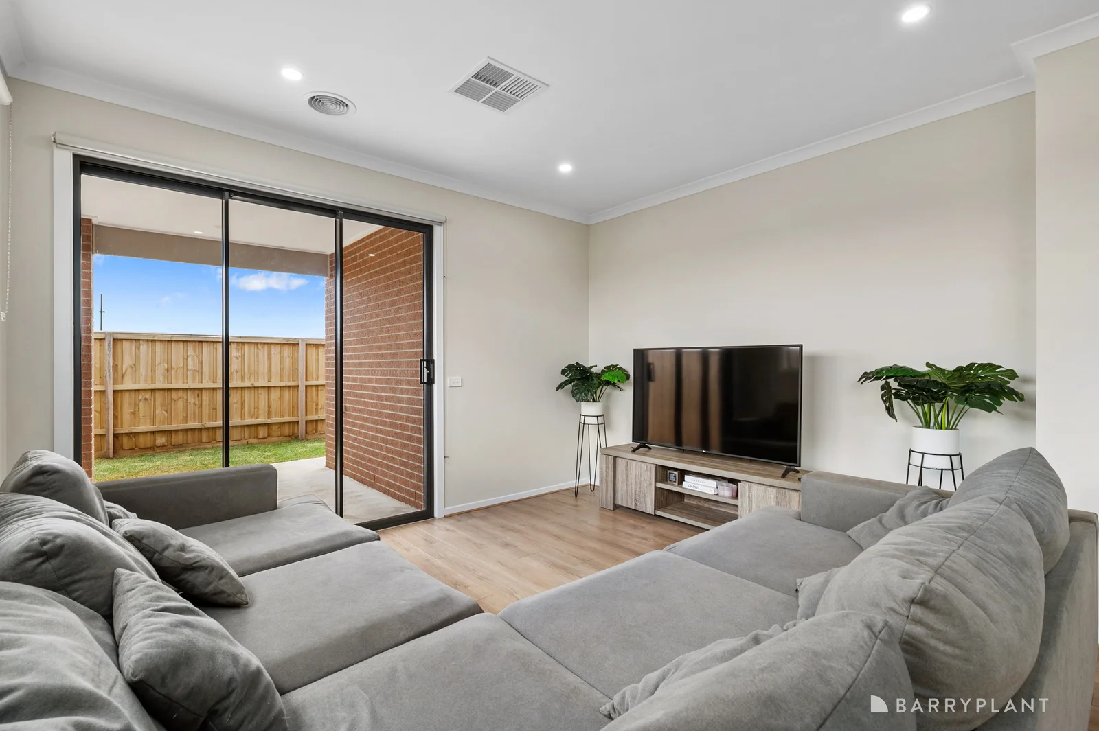 Additional image 11 of 95 Aristides Crescent, Thornhill Park VIC 3335