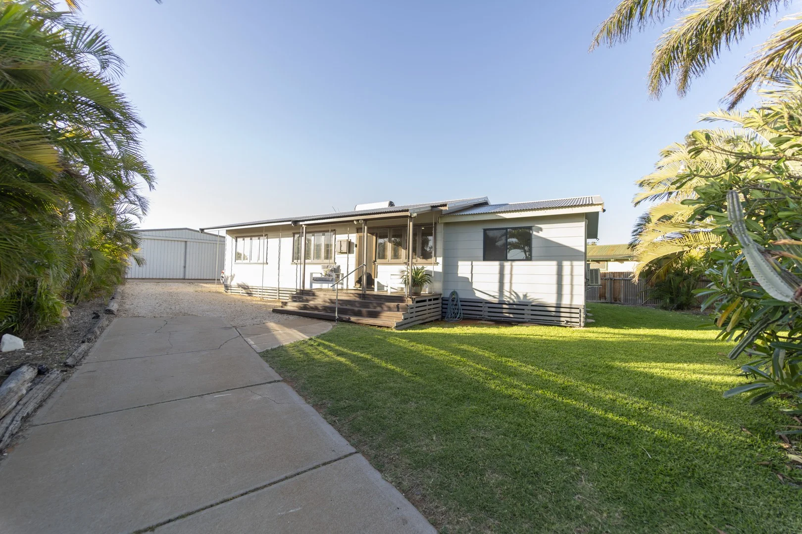 4 McNish Street, South Carnarvon WA 6701