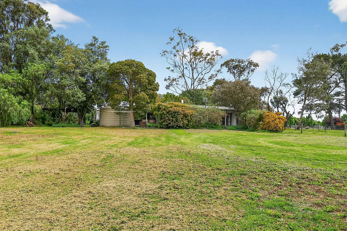 Additional image 4 of 66 Bridge Road, Bushfield VIC 3281