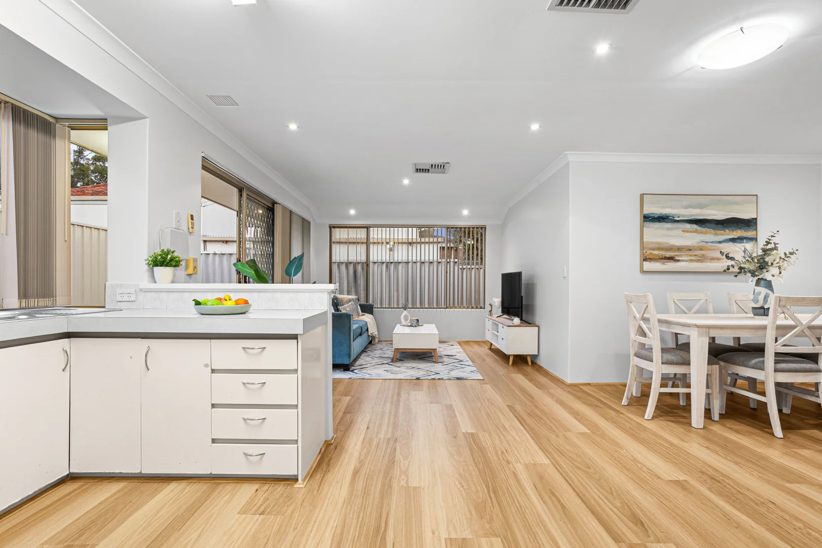 Additional image 10 of 1 Gumina Place, Lake Coogee WA 6166