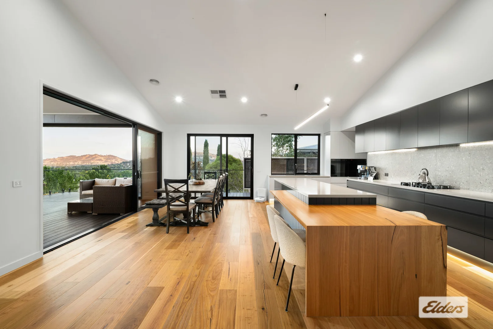 Additional image 10 of 48D Avondale Drive, Wodonga VIC 3690