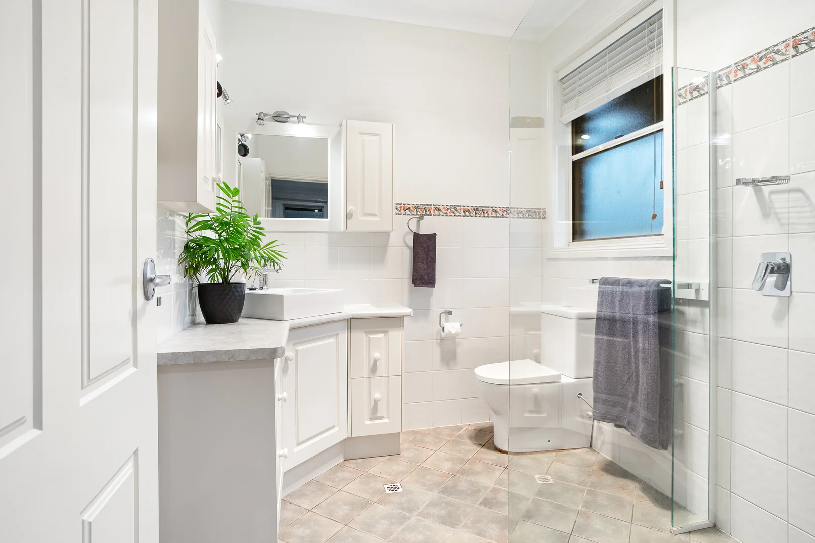 Additional image 24 of 2-4 Miamba Close, Penola SA 5277