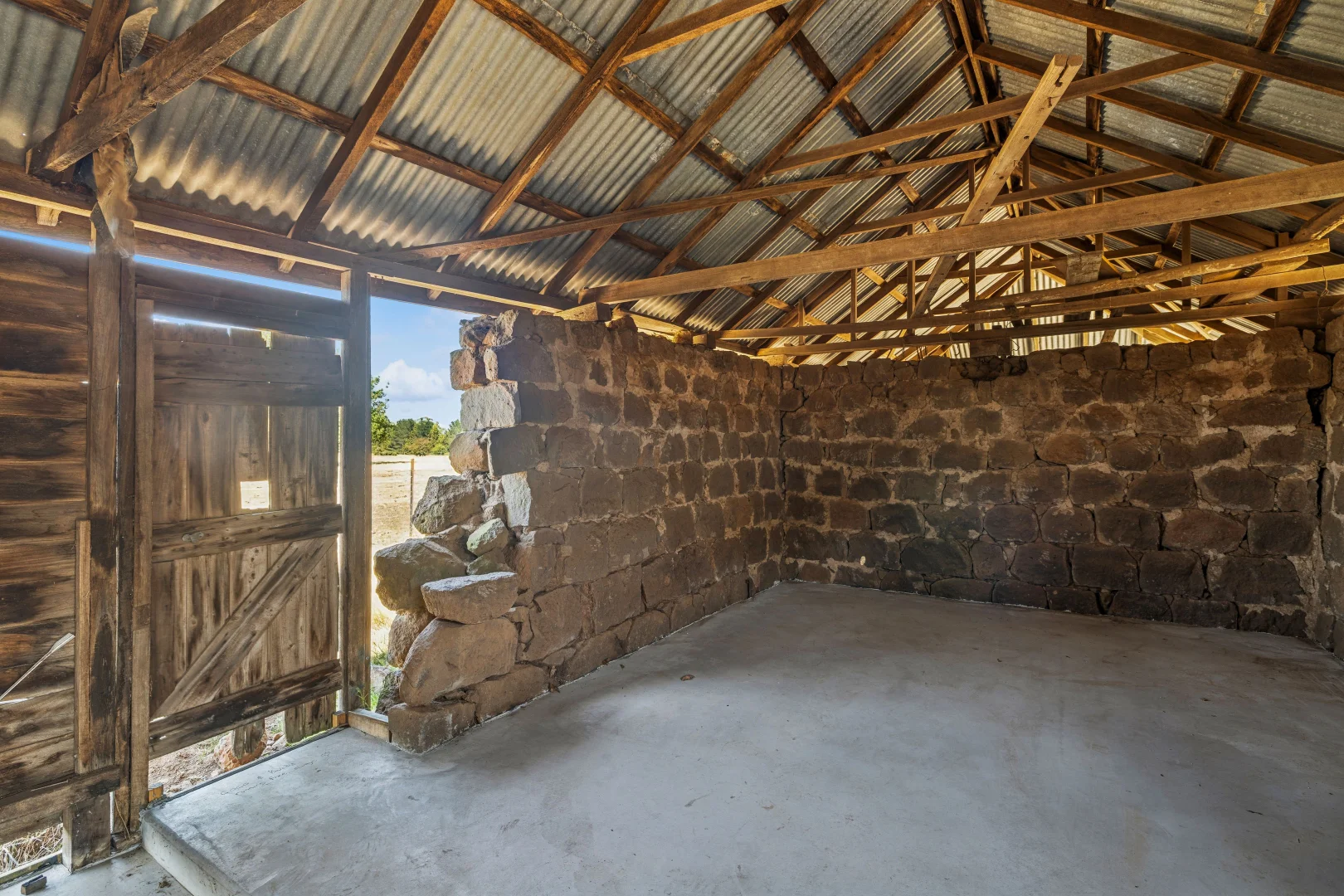 Additional image 16 of 212 Northumberland Road, Kyneton VIC 3444